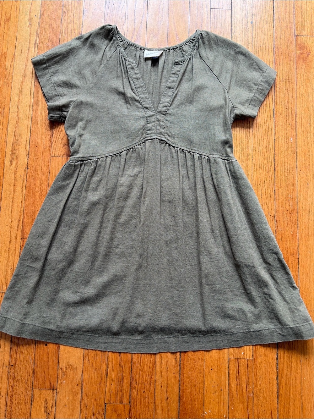 Universal Thread Olive Green Short-Sleeve V-Neck Empire Dress